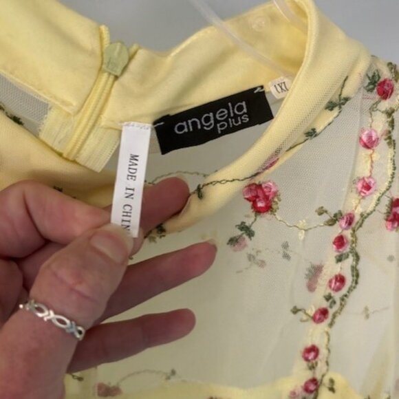 Angela 1X Shift Dress Yellow Sheer Boho Feminine Floral Embroider Cottage Core - Picture 3 of 7